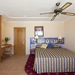 Playavera 4*